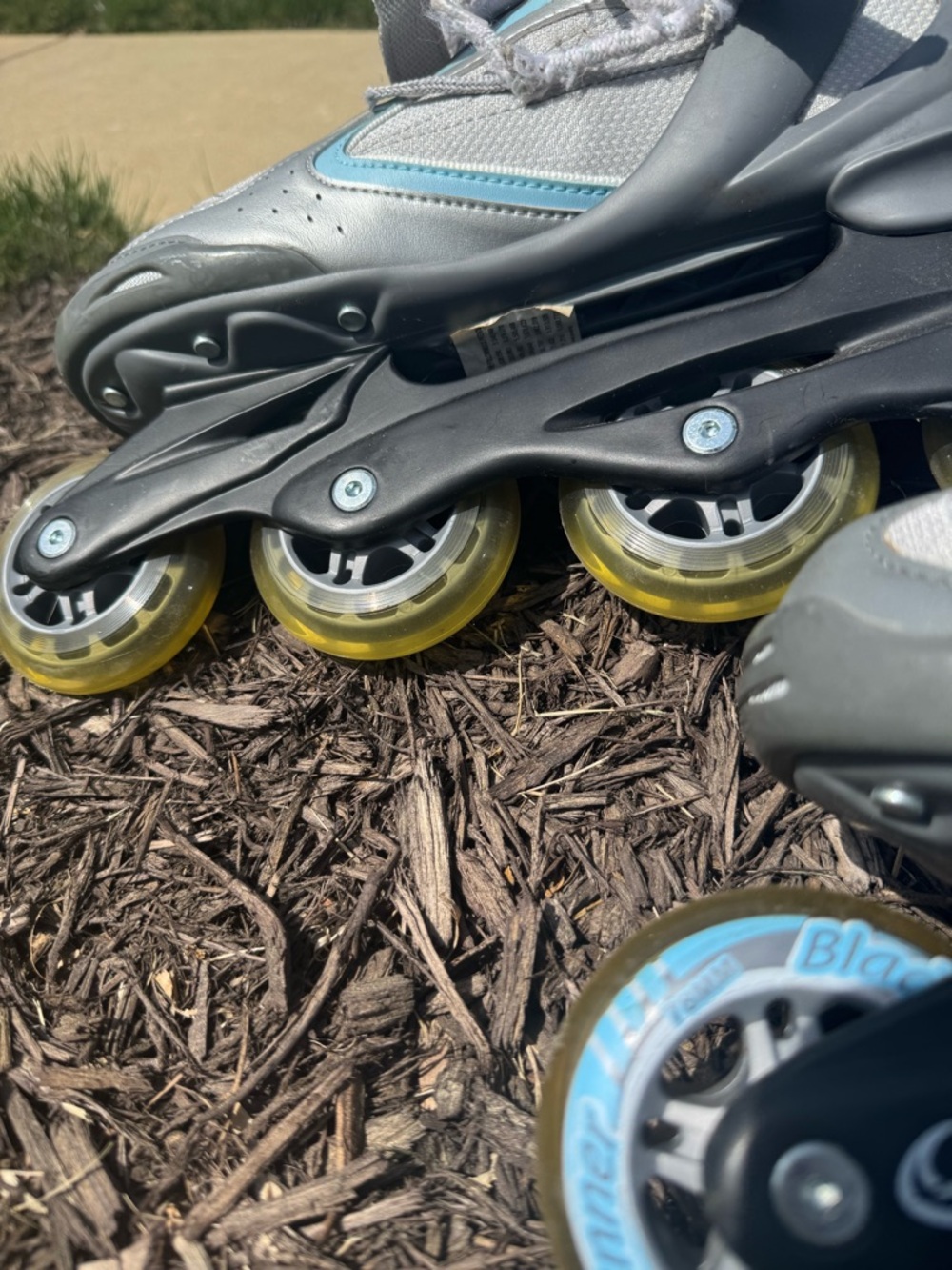 Adjustable Inline Skates - Gray & Light Blue size 9 - Picture 4 of 11